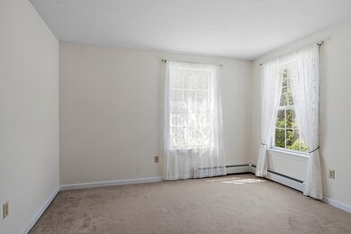 100 Berrington Rd, Leominster, MA 01453 - photo 6