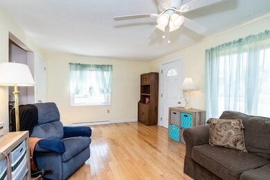 25 Pomeroy St, Easthampton, MA 01027 - photo 6