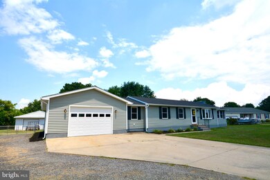 141 N Lake Dr, Stevensville, MD 21666 - photo 2