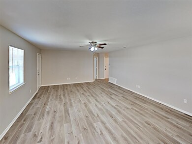 316 Kathy Ln, Granbury, TX 76049 - photo 3