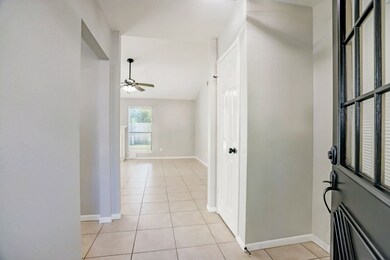 5106 Spring Circle Dr, Pearland, TX 77584 - photo 5