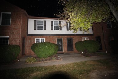 7614 Sancroft Rd unit 7614, Columbus, OH 43235 - photo 2