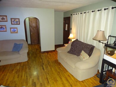 600 SW Vesper Ave, Topeka, KS 66606 - photo 4