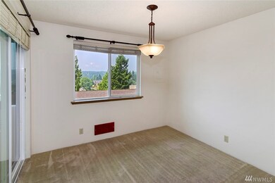 20161 Vikings Crest Loop NE unit 5-305, Poulsbo, WA 98370 - photo 4