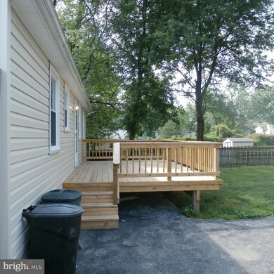 5909 Charles St, Gwynn Oak, MD 21207 - photo 2