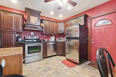 13340 Banning Rd, Mount Vernon, OH 43050 - photo 2