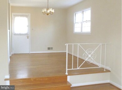 14316 Gaines Ave, Rockville, MD 20853 - photo 3