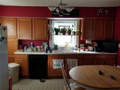 3243 E Douglas Ave, Des Moines, IA 50317 - photo 4