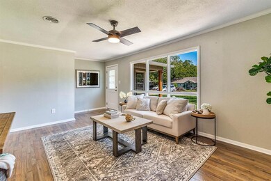 1116 Poindexter Ave, Cleburne, TX 76033 - photo 7