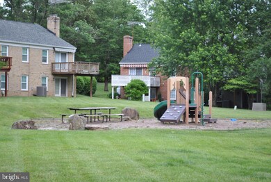 193 Fairfield Dr, Warrenton, VA 20186 - photo 5