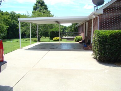 517 Meadowlark Dr, Shelbyville, TN 37160 - photo 3