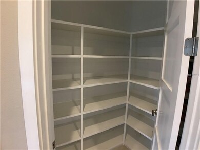 Walk in pantry