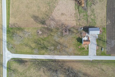 610 E County Road 1300 N, Tuscola, IL 61953 - photo 4