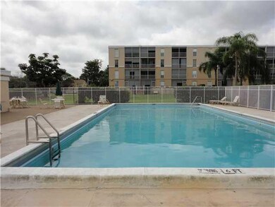 Swimming Pool/Hot Tub/Sauna