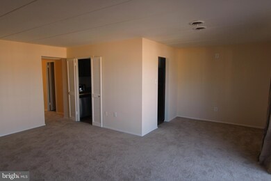 2620 Fort Farnsworth Rd unit 225, Alexandria, VA 22303 - photo 3