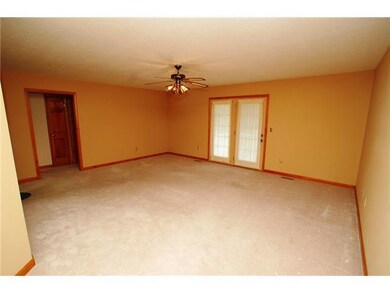 2048 Southridge Dr, Frankfort, IN 46041 - photo 2