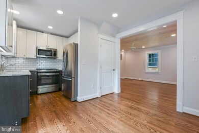 909 Monroe St, Annapolis, MD 21403 - photo 7