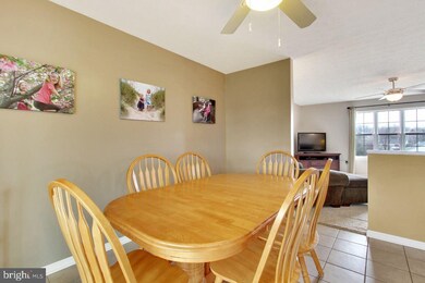 208 Cool Spring Ln, Stewartstown, PA 17363 - photo 6