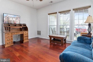 2404 Chestnut Terrace Ct unit 101, Odenton, MD 21113 - photo 7