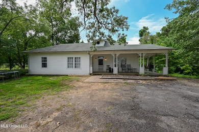7441 Stateline Rd