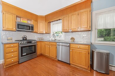 29 Bayberry Rd, Hanson, MA 02341 - photo 3