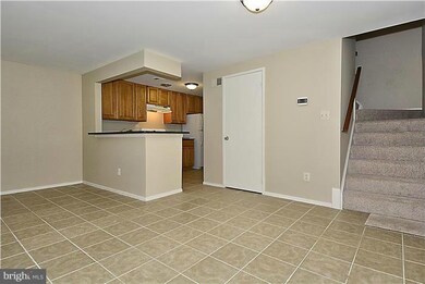 9259 Chadburn Place, Montgomery Village, MD 20886 - photo 5