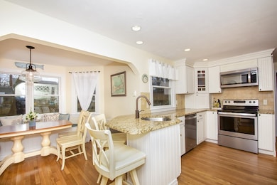 44 Pyramid Ln, Scituate, MA 02066 - photo 2