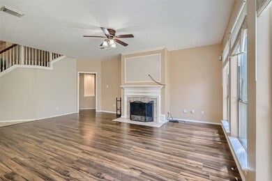 8410 Gentlewood Ct, Houston, TX 77095 - photo 4