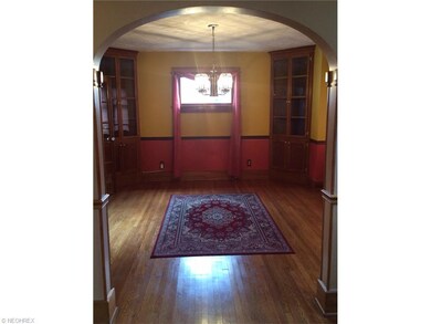 Imagine the possibilities this room offers ...open
