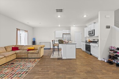 126 Lagoona Dr, Summerville, SC 29483 - photo 4