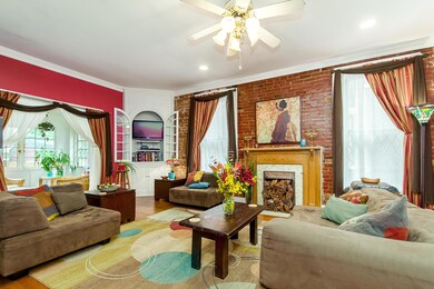 Living Room2