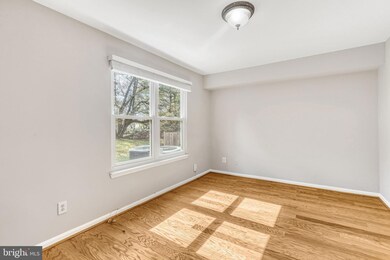 13659 Orchard Dr unit 3659, Clifton, VA 20124 - photo 5