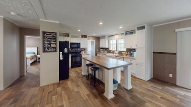 6-Kitchen 1