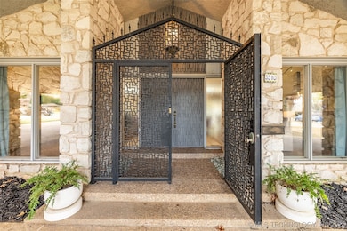 3510 E 60th St, Tulsa, OK 74135 - photo 2