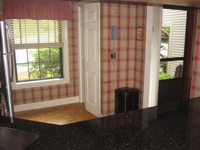 184 Sugarhill Ln unit 4B, Hartford, VT 05001 - photo 6