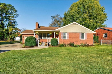 820 Melvin Dr, Portsmouth, VA 23701 - photo 2