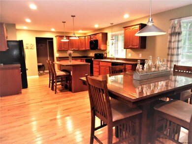 6 Baldwin Rd, Schenectady, NY 12302 - photo 6