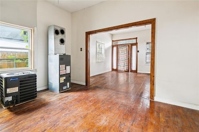 7616 Benjamin St, New Orleans, LA 70118 - photo 3