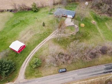 4862 N 825 W, Andrews, IN 46702 - photo 3