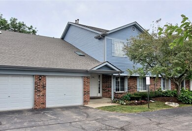 1701 Chesapeake Ln unit 2, Schaumburg, IL 60193 - photo 4