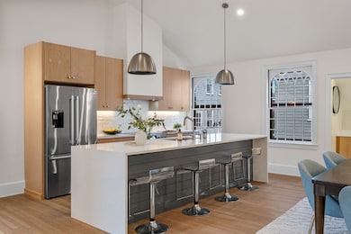 134 Elm St, Marblehead, MA 01945 - photo 3