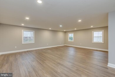 57 Eastbrook Ln, Willingboro, NJ 08046 - photo 4