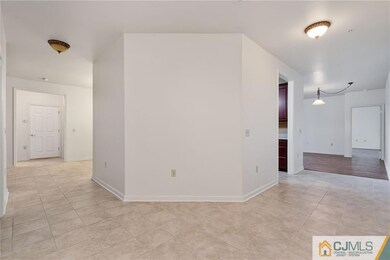 322 Regency Place unit 322, Woodbridge, NJ 07095 - photo 4