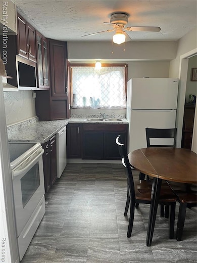 1601 Michael St, Ortonville, MI 48462 - photo 3