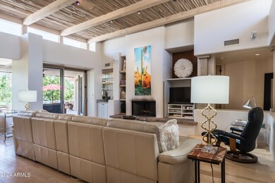 006_Living Room Views