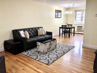 4 Emerson Gardens Rd unit 4, Lexington, MA 02420 - photo 2