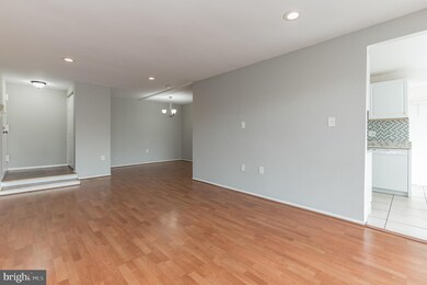 460 Girard St unit 407, Gaithersburg, MD 20877 - photo 3