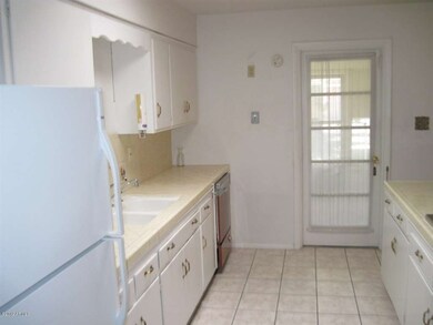 07 kitchen 10919 w cherry hills dr