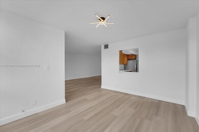 1000 Parkview Dr unit 129, Hallandale Beach, FL 33009 - photo 3