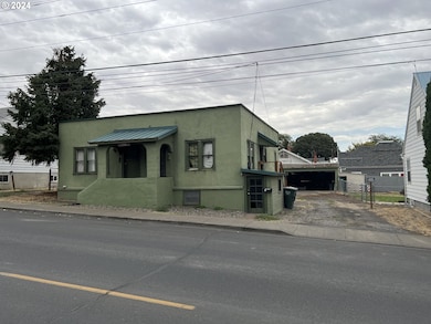 116 NW 10th St, Pendleton, OR 97801 - photo 2